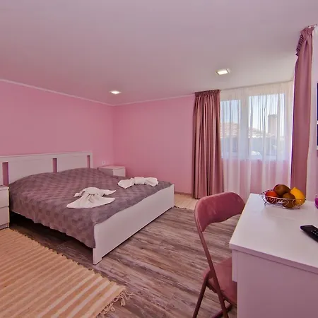 Stefan Apartment